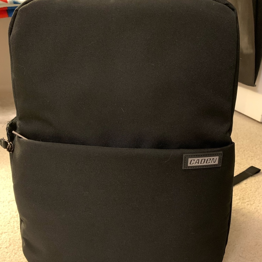 CADeN camera bag backpack w/14” laptop compartment